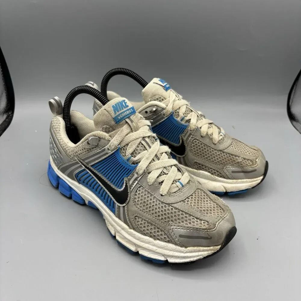 Nike Vomero Zoom 5 Silver Blue Athletic Shoes HF6998-105 Youth Size 4